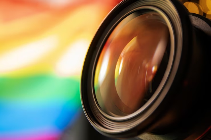 1 close-up-professional-camera-lens
